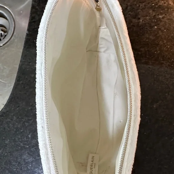 4 - Elegant White Textured Women's Bag - Picture 5 of 6